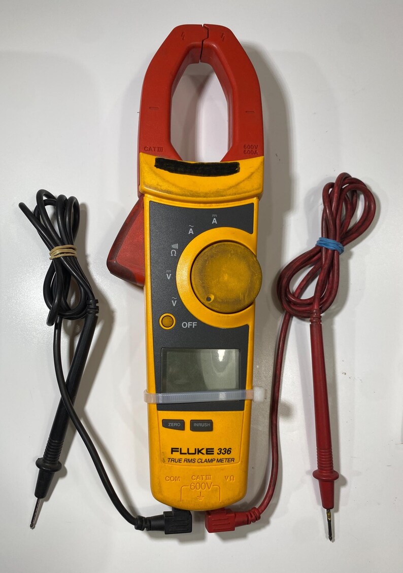 Fluke 336 True RMS Clamp Meter Digital Multimeter With Case Manual Missing Cover immagine 2