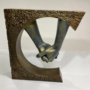 Handshake statue - Etsy 日本