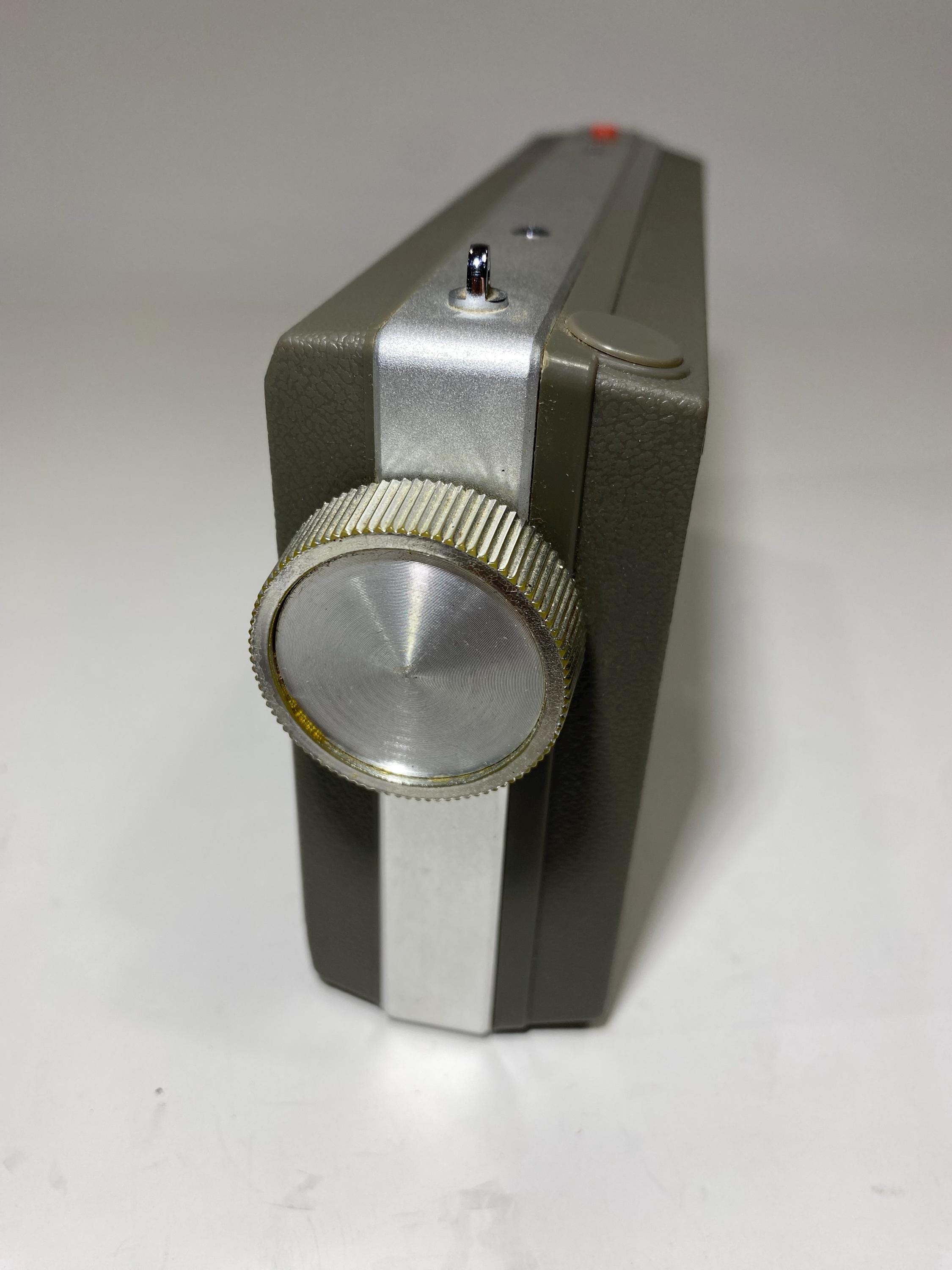 【ヴィンテージ品】SONY 2 BAND 7 TRANSISTOR 革ケース付 ヴィンテージ品】SONY 2 BAND 7 TRANSISTOR 革ケース付 Vintage