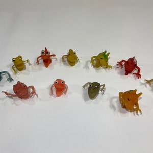 Jiggler Ugly Toy Monster Hong Kong Vending 1970's Rubber Finger Puppet
