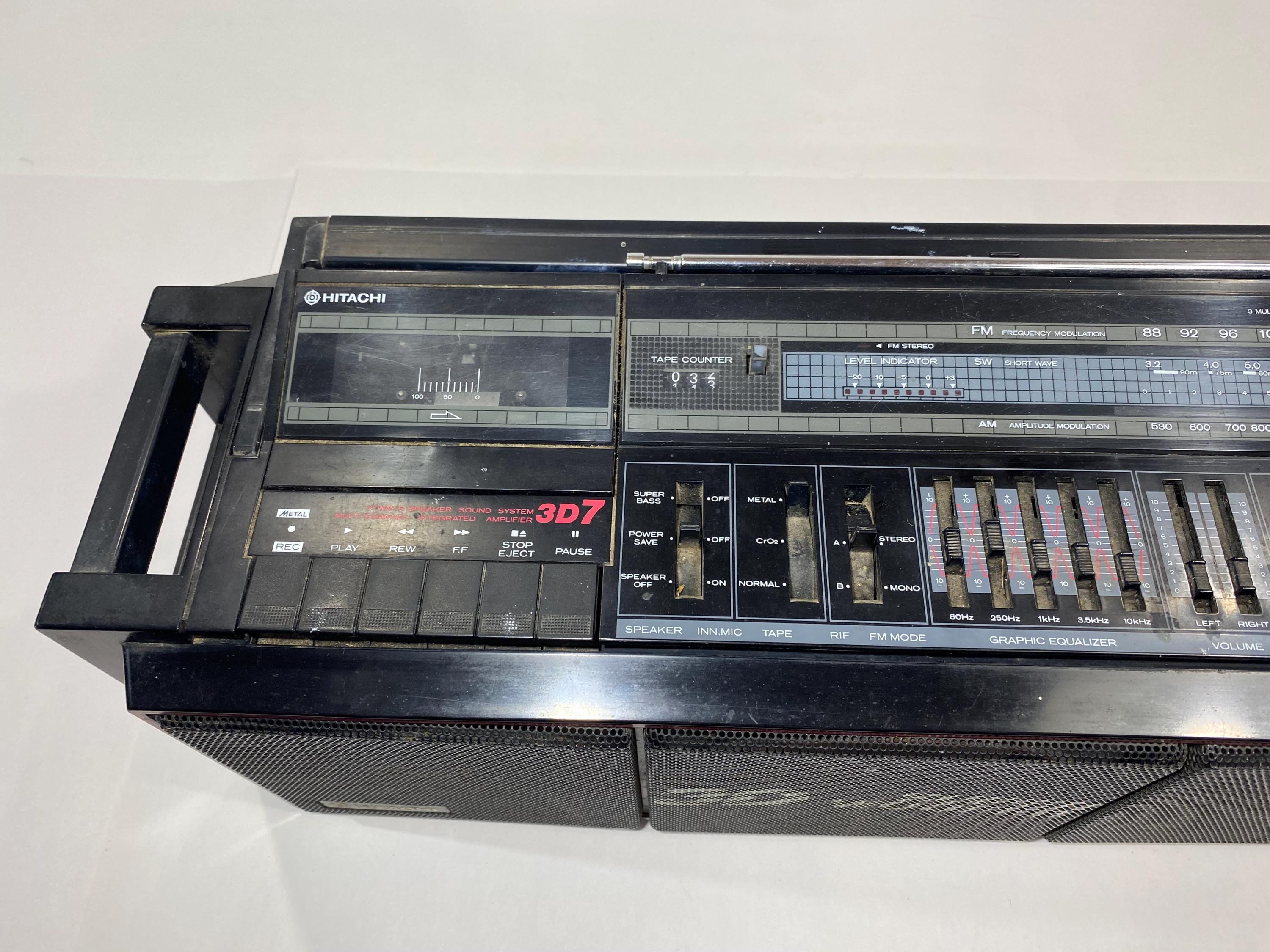 Hitachi TRK-7620HC 3D Super Woofer Boombox AM/FM Cassette Player