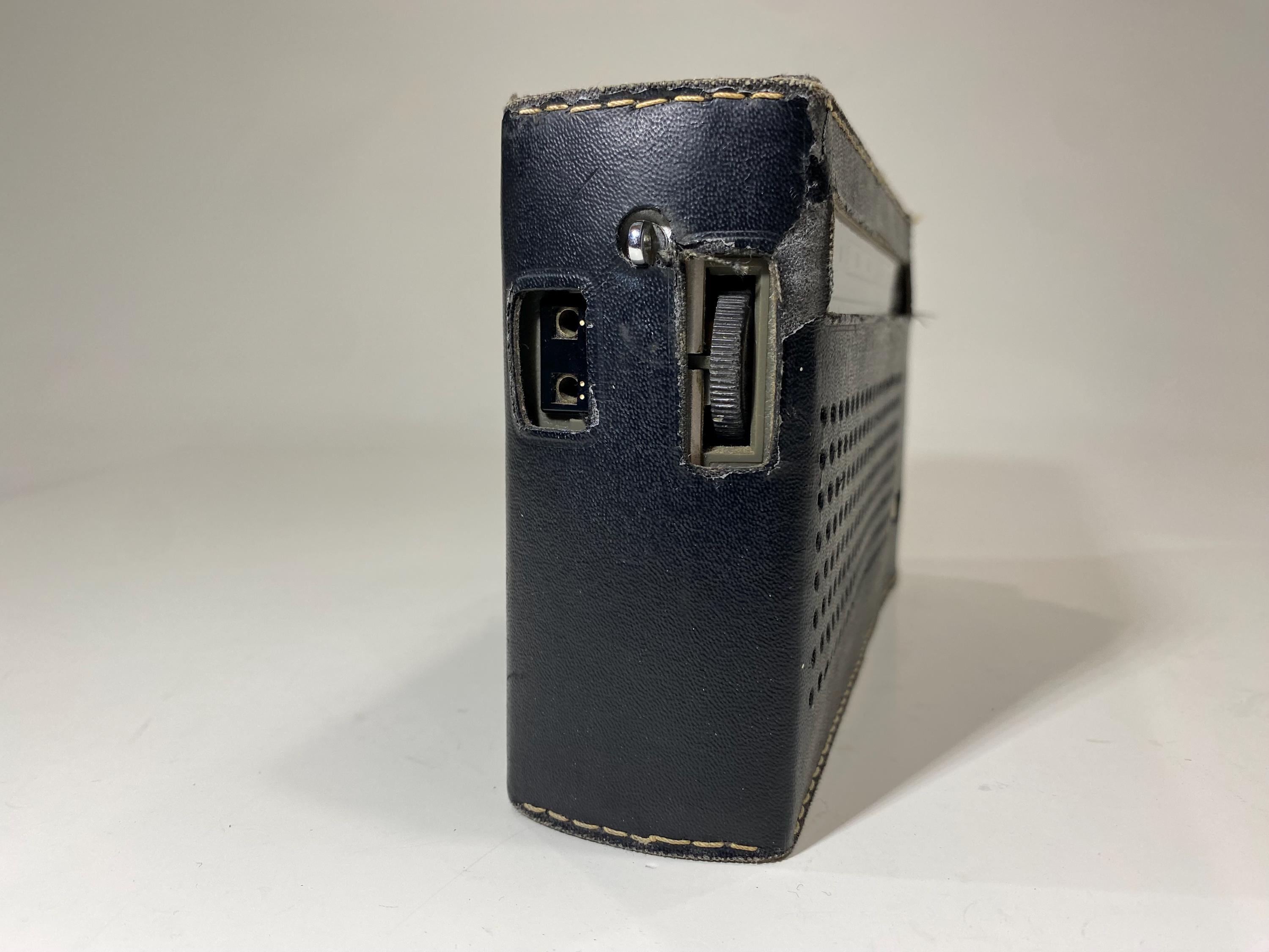 Vintage Sony Seven Transistor Portable Radio Model TR-752