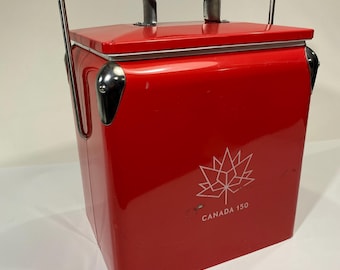 Canada 150 Red Cooler Ice Chest Insulated Picnic Cooler With Metal Carry Handle 12.5 Inch