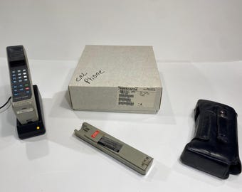 Vintage Motorola Pulsar Cellular Phone Set Box Charger Case 1980s Brick