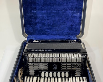 Hohner Verdi II Accordion Made in Germany, Original Quality Piano
