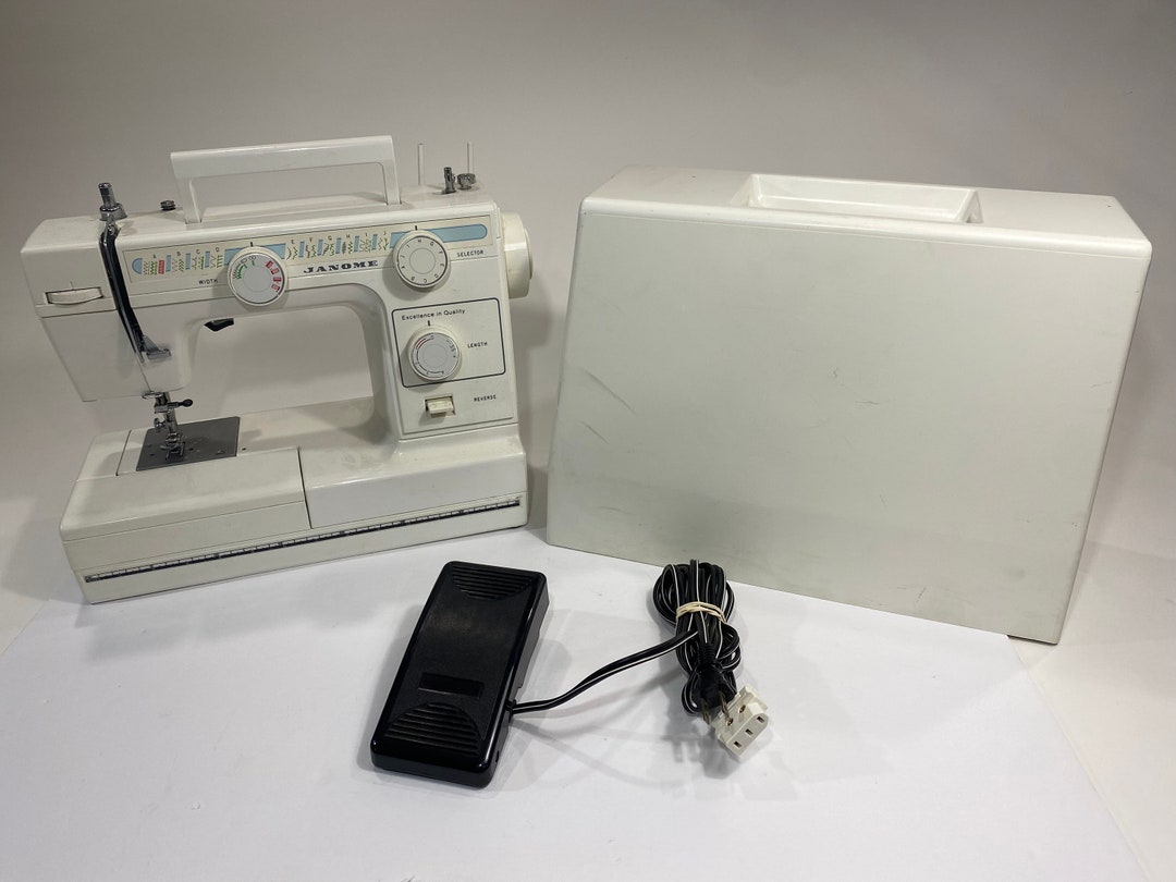 Janome L-392 Sewing Machine Complete With Accessories - Etsy