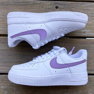 Lavande personnalisée Nike Air Force 1s