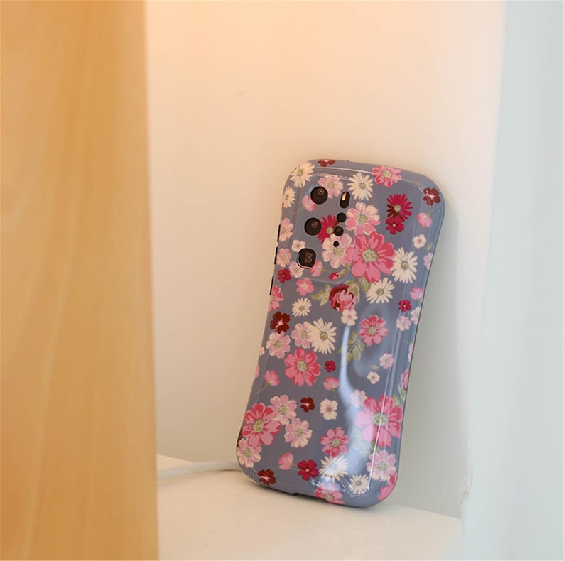 French Retro Floral iPhone Case Romantic iPhone Cover Cases Slim Waist Design 7p8p1111 pro11 pro MaxXSXRXs Max Christmas Gifts