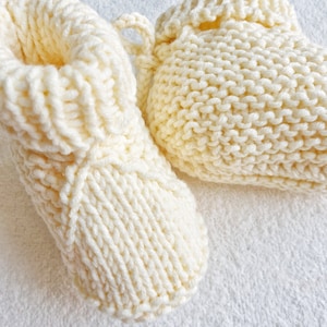 Baby Booties Knitting Pattern / Different Sizes