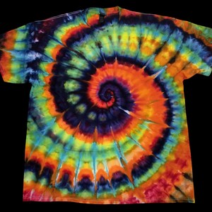 Size: XL - Gildan Ultra Cotton Tie Dye T-Shirt - Ice Dyed Chaos Spiral