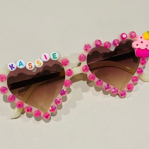 Scalloped Heart Sunnies