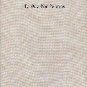 Puede incluir: Tela Antique Parchment de color beige claro con el texto "To Dye For Fabrics". La tela tiene una textura tejida. También es visible el texto "14 ct Aida Zweigart".
