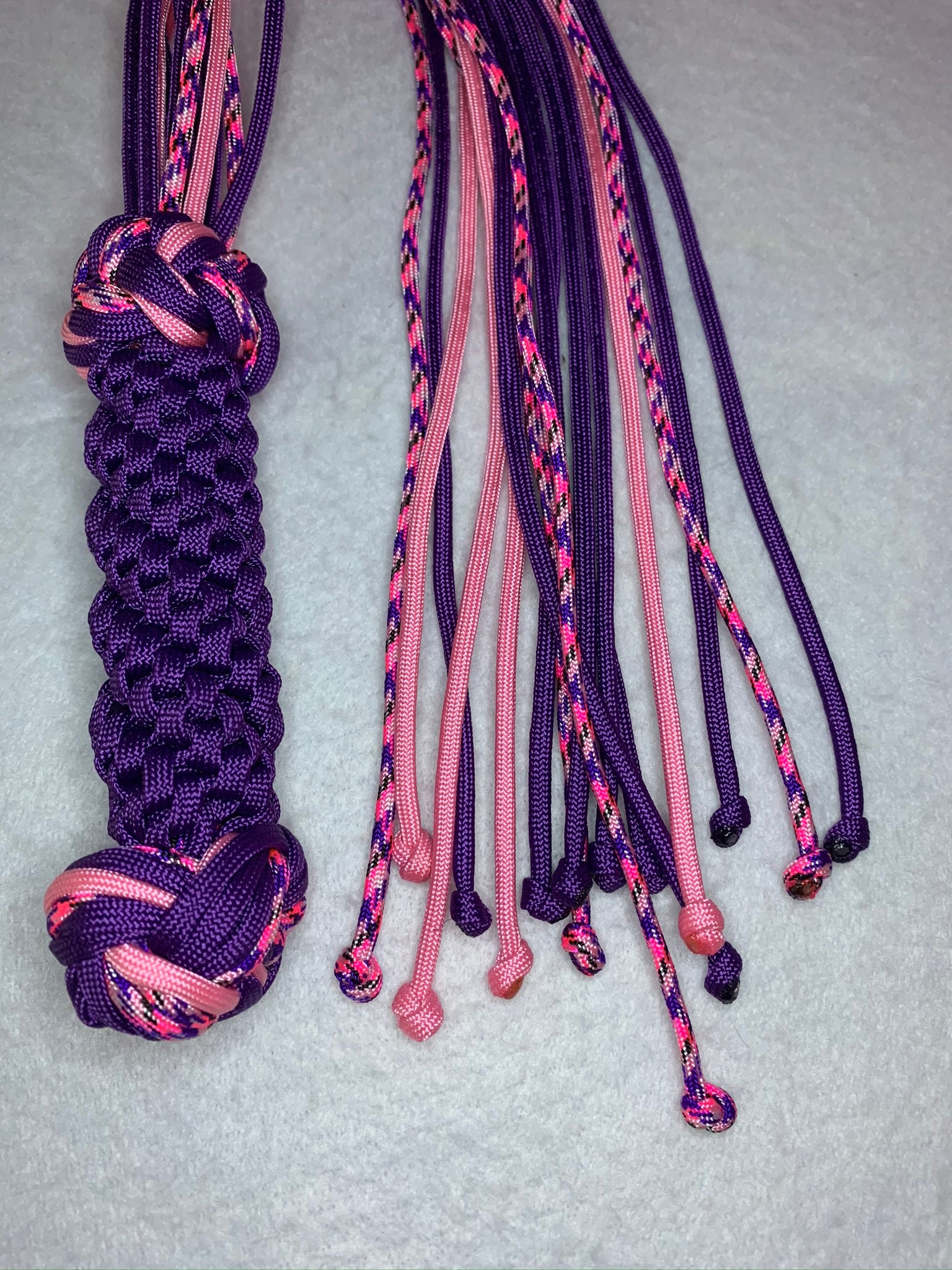 Paracord BDSM Flogger Rosa y Púrpura Etsy