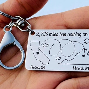 Long distance gift for boyfriend, girl friend, best friend, custom, moving away to college gift, LDR keychain for him her, love gift image 6