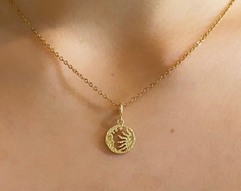 Collier « Celeste » en or, Collier céleste, collier solaire, collier de lune, collier de pièces d’or, collier délicat, collier minimaliste, bijoux