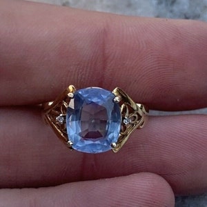 Rare Stunning 5ct Cornflower Blue Sapphire Ring. Sapphire and Diamond Ring. Antique style Gold Ring. 5ct Sapphire Ring. UK Size N