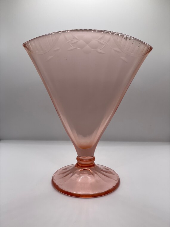 Vintage Pink Depression Glass Fan Vase Etsy
