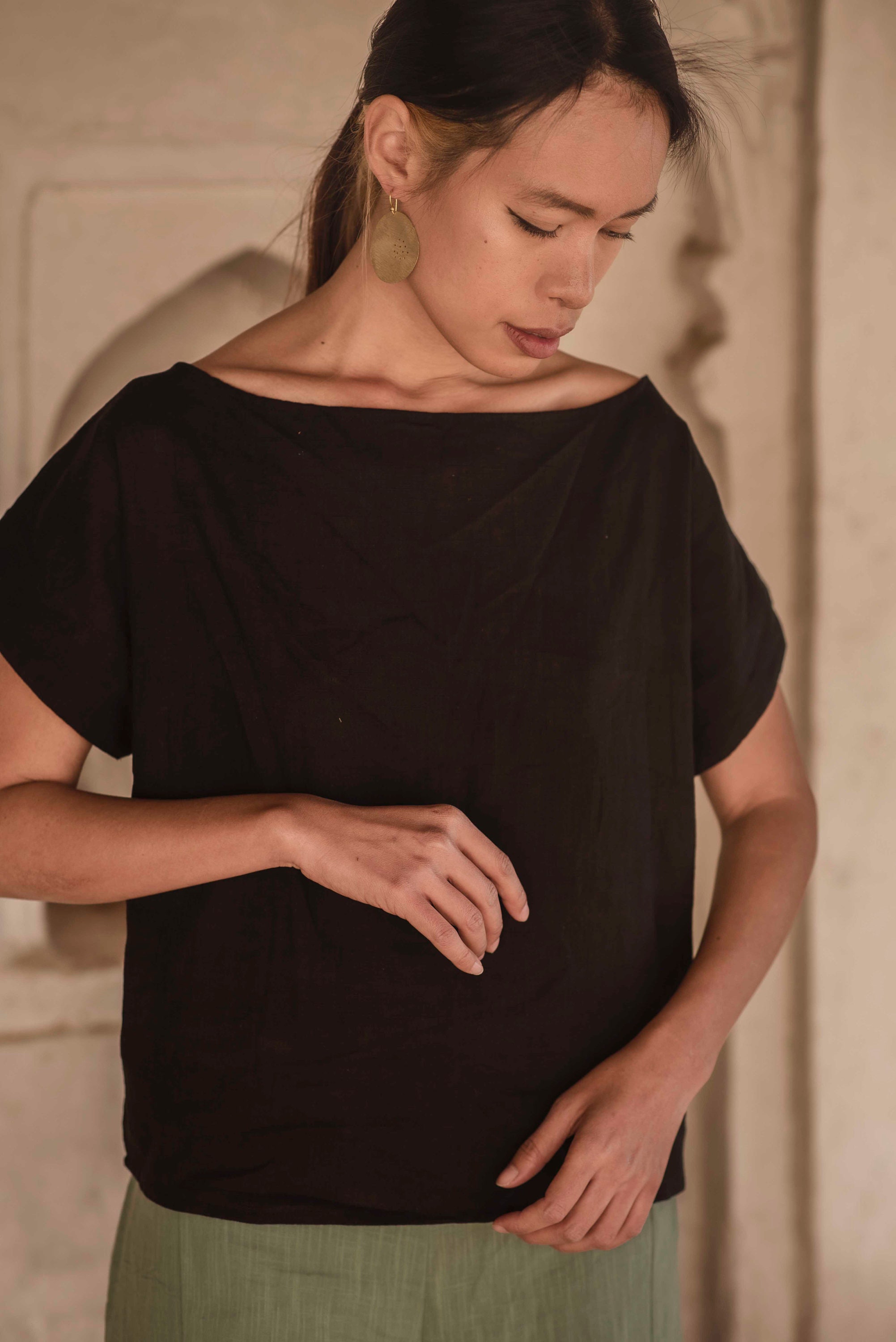 linen backless top