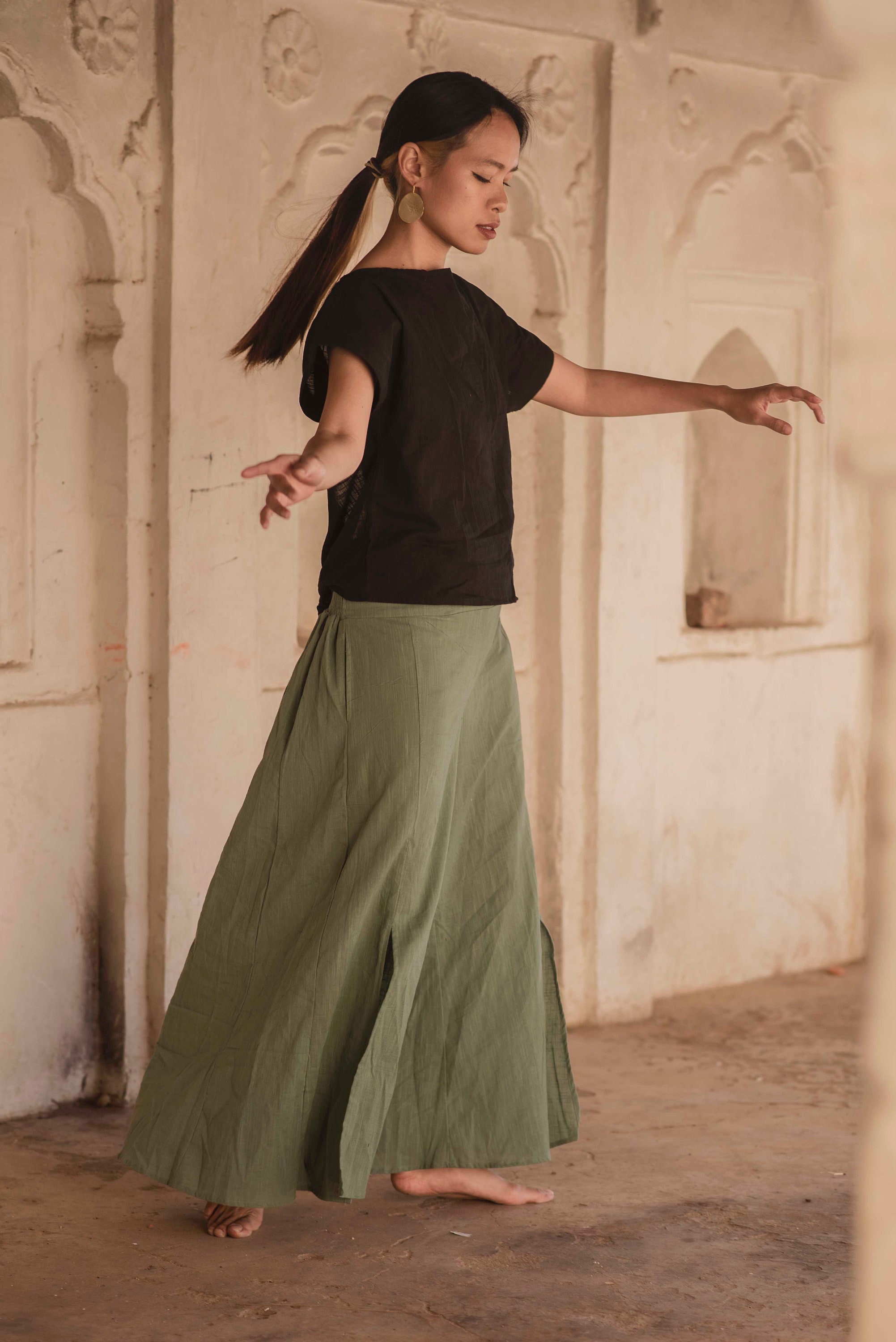 linen backless top