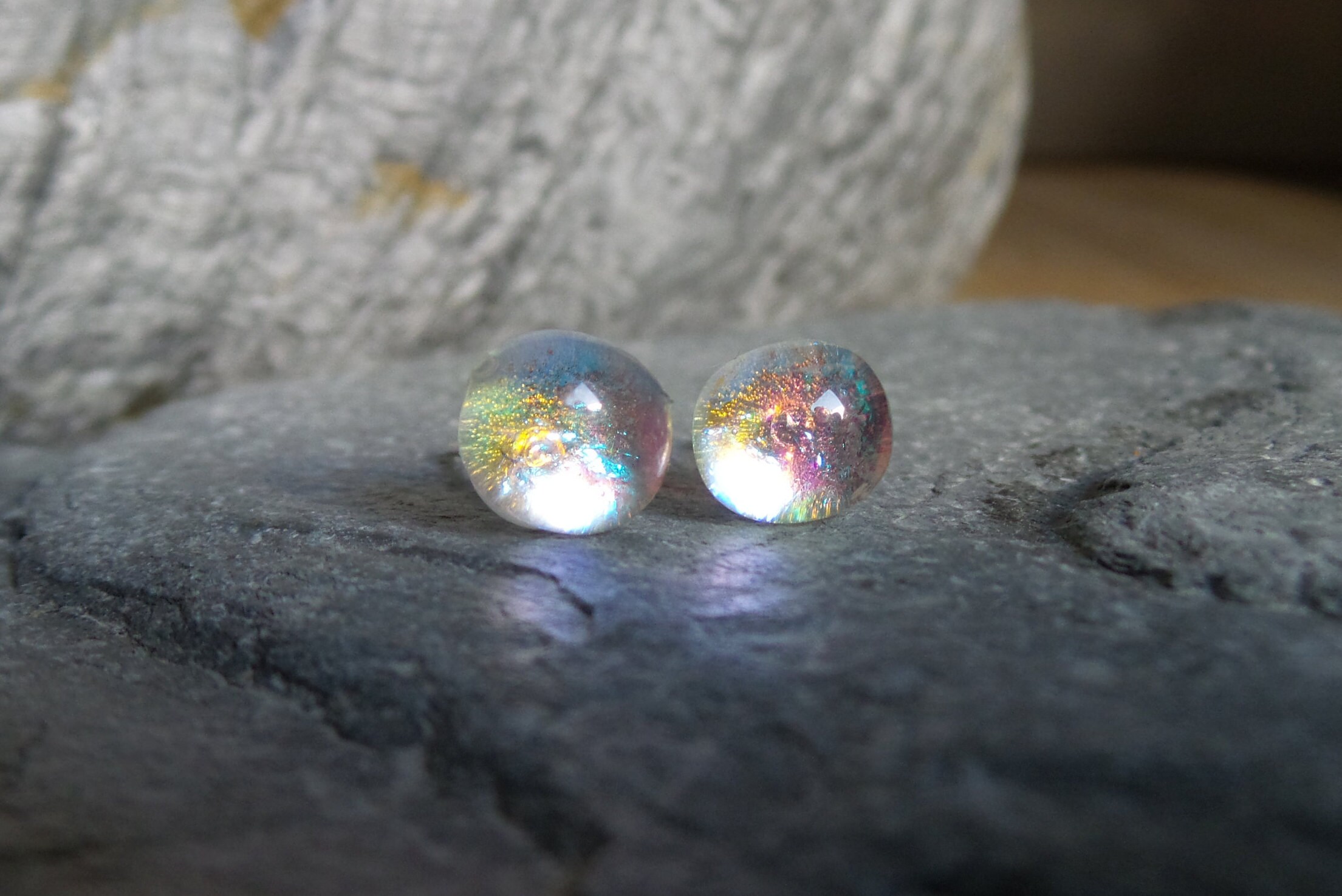 Clear glass stud earrings clearance