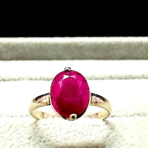 Real and Genuine 100% Natural (7*9) AA Oval Cut Ruby Halo/one setting Ring with Plain Straight Shank/Band in Gold Plated 925 Sterling Silver