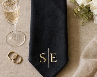 Personalized boho fabric napkins for weddings | Embroidered wedding napkins with initials | Vintage table decoration 51x51 cm | Custom design