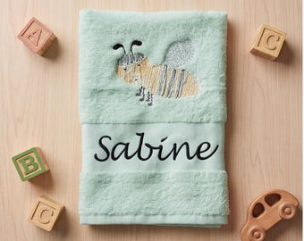 Personalized children's towel with name | Baby bath towel with animal motif | Guest towel for daycare, kindergarten, swimming pool | Easter gift, baby shower gift