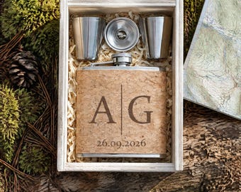 Personalized cork hip flask set with engraving | Boho wedding gift for best man | Hiking, outdoor, birthday gift for men, natural cork