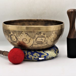 10 inch Authentic Himalayan singing bowl handmade in Nepal - Tibetan singing bowl for Meditation, sound healing - home and living