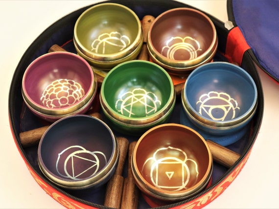 Chakra Singing Bowl Set: 7 Colorful Bowls for Meditation & Sound Healing