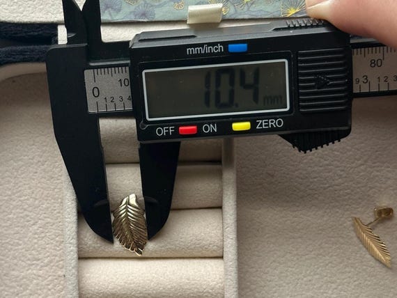 Solid Gold Detailed Leaf Stud Earrings | 14k | Ho… - image 4