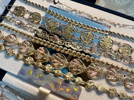 Solid Gold Seashell & Sand Dollar Bracelet | 14k … - image 8