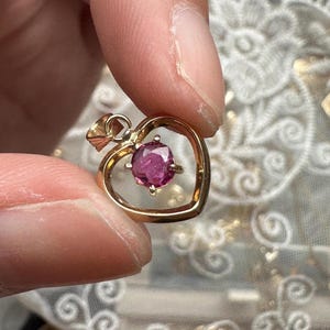 14k | Solid Gold Heart Pendant with Pink Gemstone