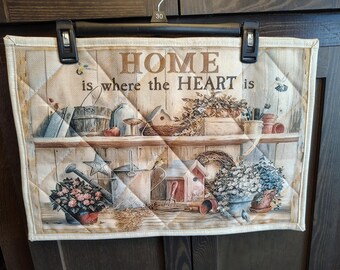 Home is where the heart is (set of 4) quilted placemats (beige and dusty blue)