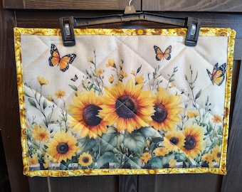 Sunflowers (set of 4) quilted placemats