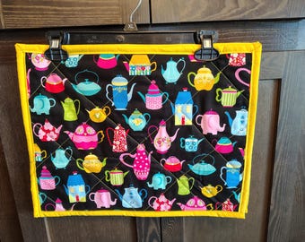 Teapots quilted placemats (set of 4)