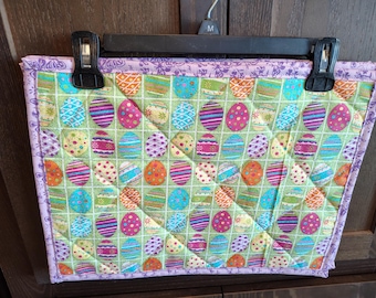 Easter quilted placemat set of 4