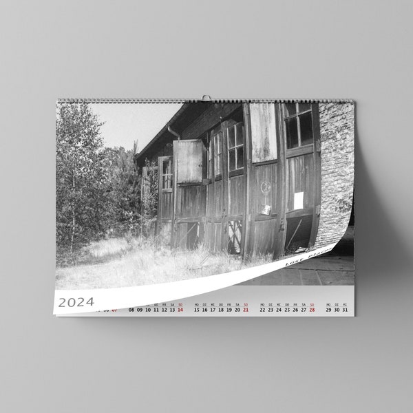 Schwarz-Weiß Foto Wand Kalender 2024 "Lost Places"