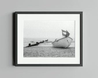 Black and white photograph "Fischerboot", print on FineArt Baryta