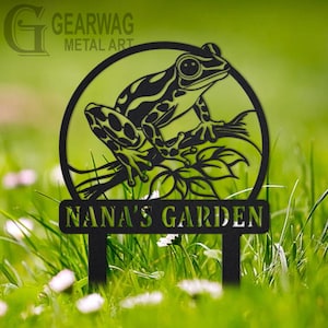 Custom Frog Garden Stake, Personalized Metal Garden Sign With Stake, Custom Garden Sign, Gift for Gardener, Garden Decor, Gift for Mom