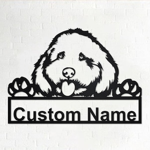 Puede incluir: Silueta de metal negro de un perro asomándose por encima de un letrero con el texto "Custom Name".