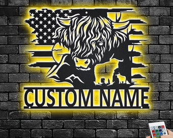 Decorazione murale in metallo personalizzata raffigurante una mucca delle Highlands con luci a LED