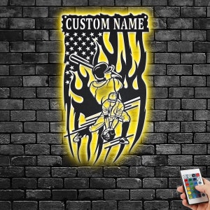 Arte de pared de metal en capas de béisbol estadounidense personalizado con luz LED, letrero con nombre de jugador de béisbol personalizado, decoración de béisbol de metal con LED