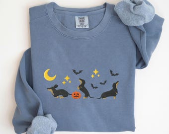 EMBROIDERED Halloween Dachshund Sweatshirt, Comfort Colors Doxie Mom Sweater, Spooky Season Wiener Dogs, Fall Dachshunds, Cute Sausage Dogs