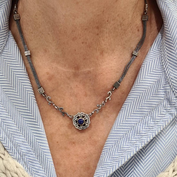 Daisy Lapis Lazuli Necklace,handmade  in Sterling Silver 925, Daisy Necklace, Lapis Necklace, Vintage style, April birth flower