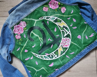 Chaqueta vaquera pintada a mano con el símbolo de Sailor Jupiter de Sailor Moon