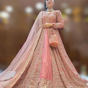 Pakistani beautiful nikkah/walima outfit Bridal Lehenga Customise size and color USA