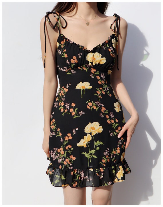 Negro vintage con flores amarillas Mini Vestido / Ropa Y2K / - Etsy España Negro vintage con flores amarillas Mini Vestido / Ropa Y2K / - Etsy España