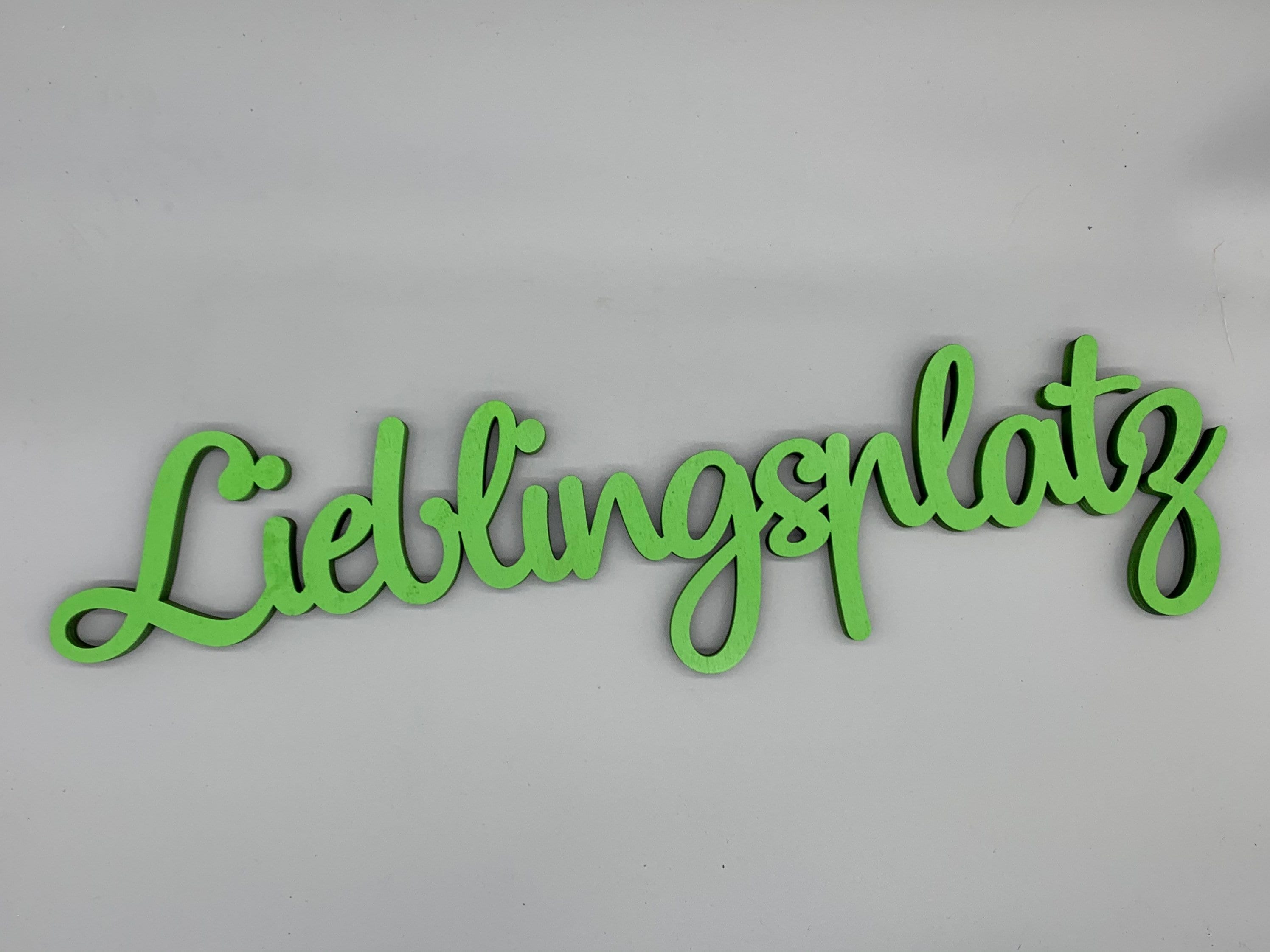 3D-Schriftzug „Lieblingsplatz“ – 25x6,4 Cm, Aus Holz, In 32 Farben, Made In Germany