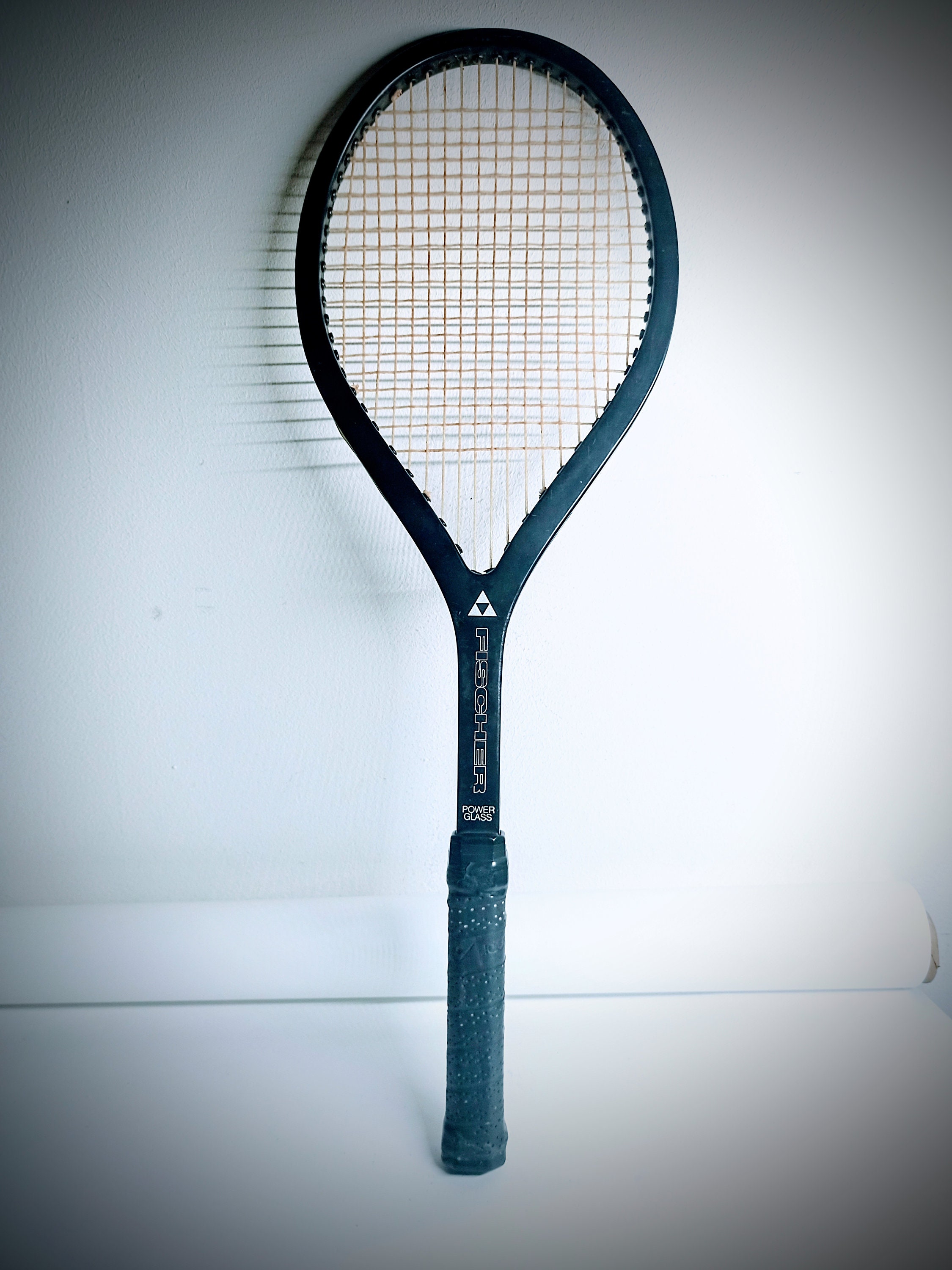 クールなヴィンテージ FISCHER テニス ラケット 2 個のセット